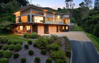 125 Nikau Palm Road, PARAPARAUMU
