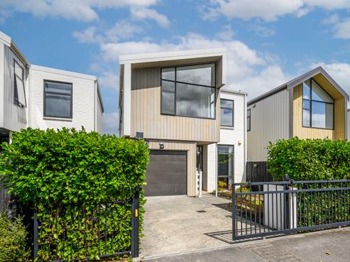 67 Battalion Drive, Papakura