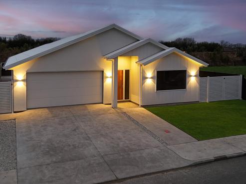 17 Arihi Crescent, Frimley