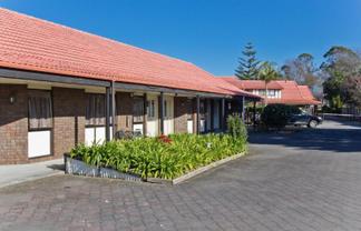 Renovated + Refurbished Airport Motel Opportunity