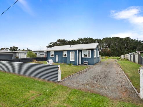 68 Nash Parade, Foxton Beach