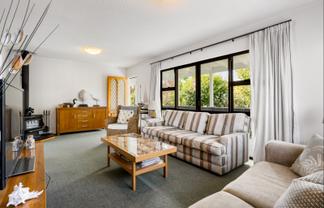 135 Everitt Crescent, Whangamata