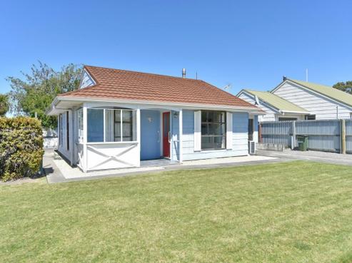 4 Amberley Beach Road, Amberley