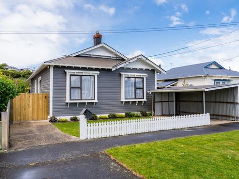 64 Botha Street, Tainui