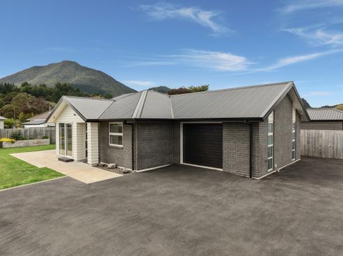 32 Tiwhatiwha Crescent, Kawerau