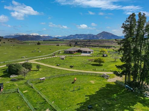 182 Stevenson Road, Luggate
