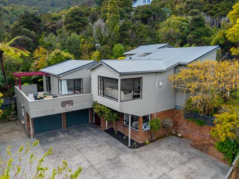 2/103 Horoeka Street, Stokes Valley