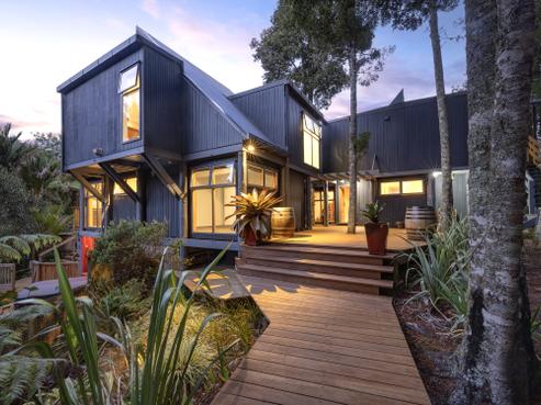 186B Woodlands Park Road, Titirangi