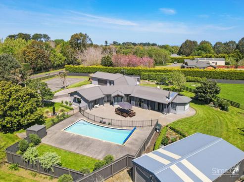 14 Simpson Road, Westmere