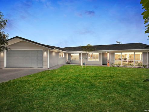 10 Trust Place, Sunnyhills