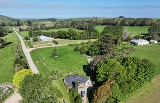 463 Dog Kennel Road, Ikawai