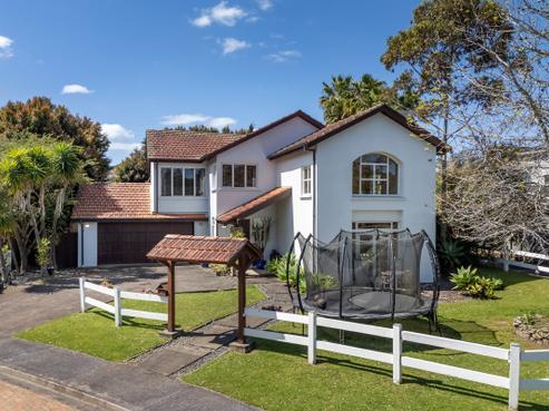 37 Kinleith Way, Albany