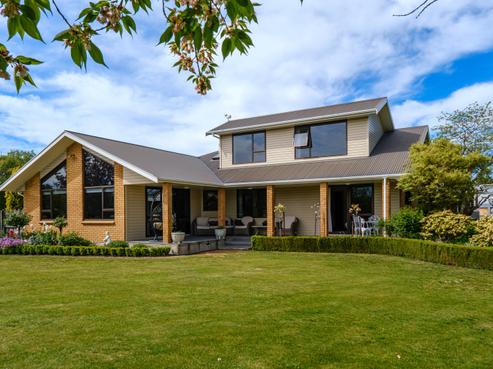 71 Lynch Road, Levels