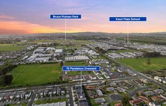 70 Paretaiuru Crescent, Papakura