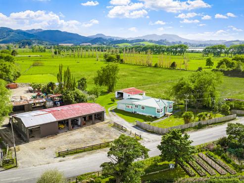 8 Old Kaipara Road, Kaipara Flats