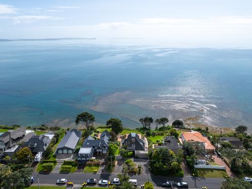 6 Cliff Road, Torbay