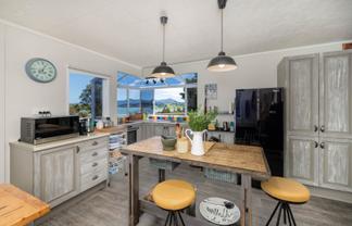 76 Manning Street, Rawene