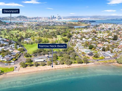 33 Old Lake Road, Narrow Neck