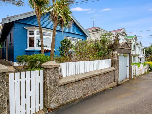 24 Chilka Street, Berhampore