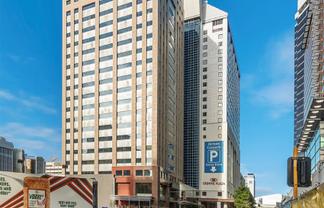 CBRE – MODERN WALK-IN SOLUTION