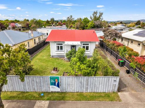 707 Willowpark Road North, Hastings