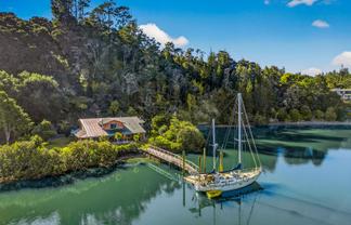 729 Waikino Road, Karetu