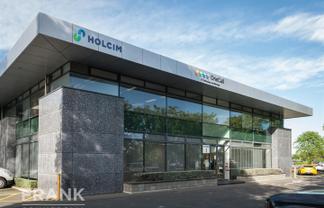 Fully Fitted Ground Floor Office with Parking