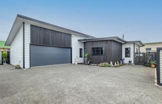 10A Queenwood Road, Levin