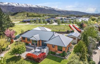 4 Pisa Moorings Road, Cromwell