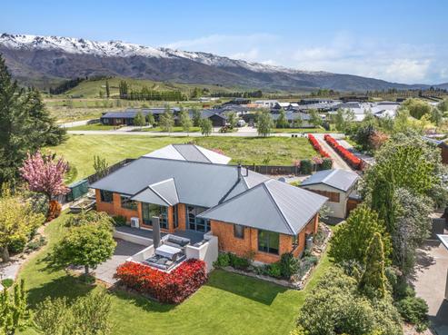 4 Pisa Moorings Road, Cromwell