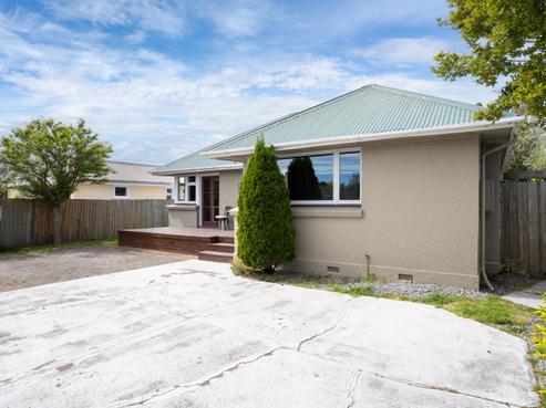 9 Nyoli Street, Northcote