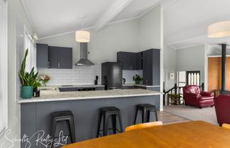 15 Bickerstaffe Road, Maungaturoto