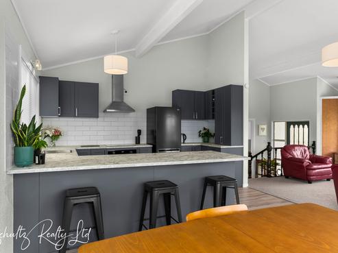 15 Bickerstaffe Road, Maungaturoto