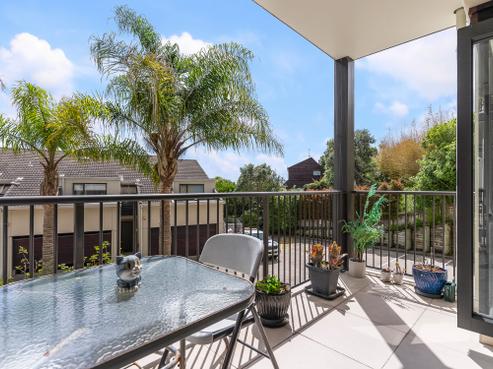 107/525B East Coast Road, Browns Bay