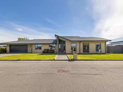 8 Marble Court, Northwood