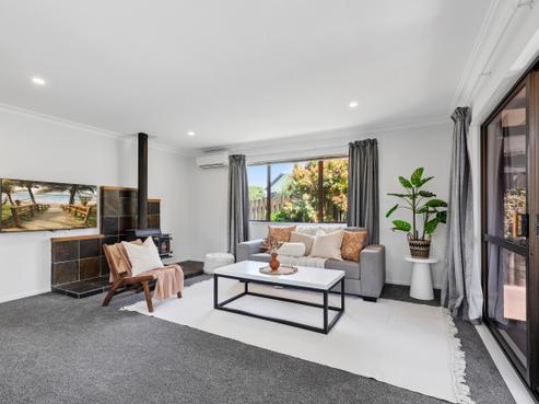 13A Tupaea Place, Otumoetai