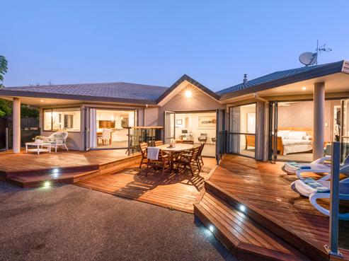 8 Almond Grove, Greenhithe