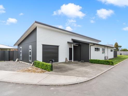 46 Tuatahi Avenue, Solway