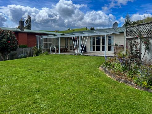 1 Highfield Place, Lynmore