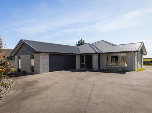 8 Wakatere Place, Thames