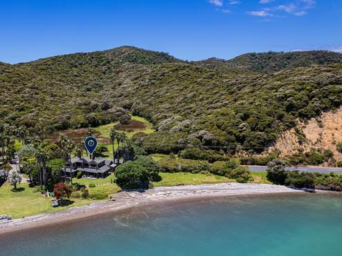 950 Whangaruru North Road, Oakura Coast