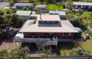 6 Kokohuia Road, Omapere
