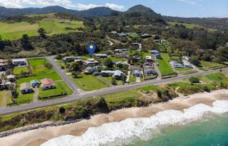 6 Kokohuia Road, Omapere