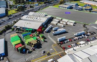 Regular Shape Metalled Yard