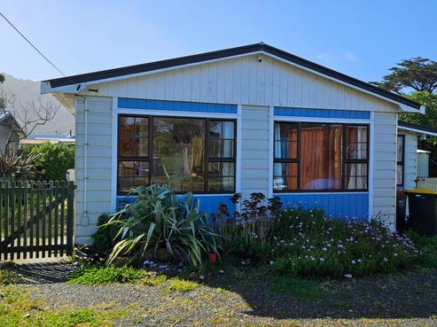 46 Domett Esplanade, Cobden