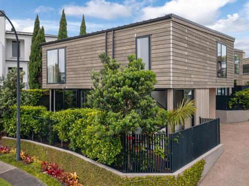 2A Arthur Crescent, Hauraki