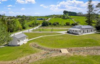 13 Ridgewater Lane, Matakana