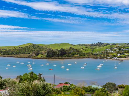 13A Emay Crescent, Paparoa