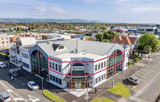 For lease: offices with sinks for health/wellness