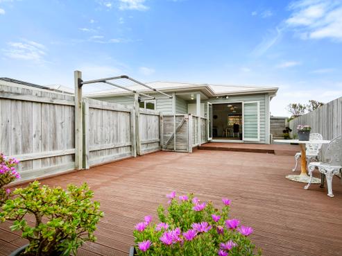 269 Warspite Avenue, Waitangirua